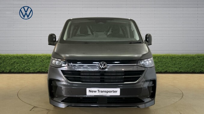Volkswagen Transporter T32 Swb Diesel 2.0 TDI 170 Commerce Pro S Van Auto [5 Plus] - Image 7